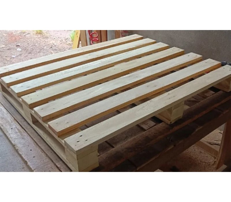 Commercial Jungle Wood Pallets 1