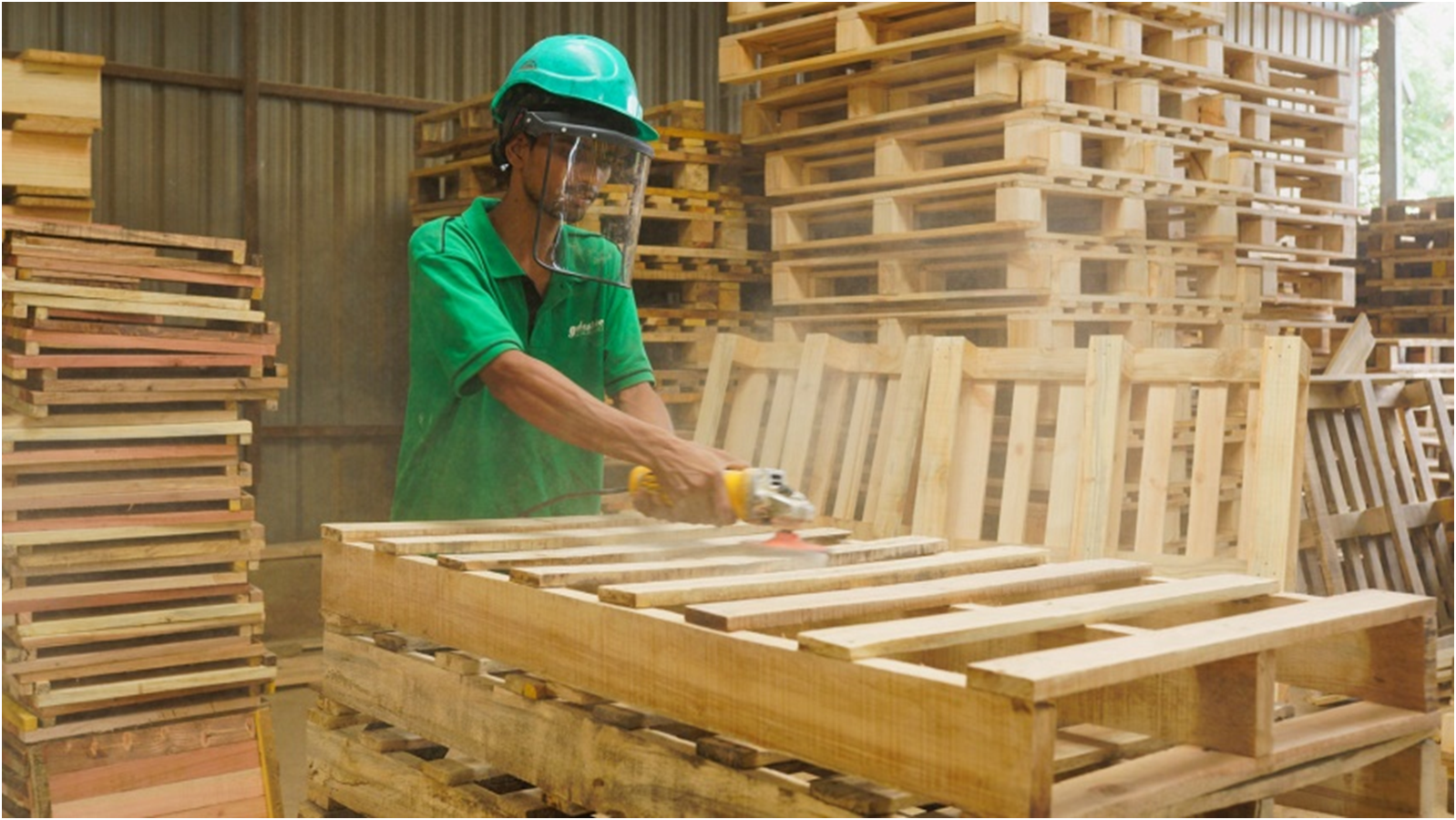 Refurbished wooden pallets